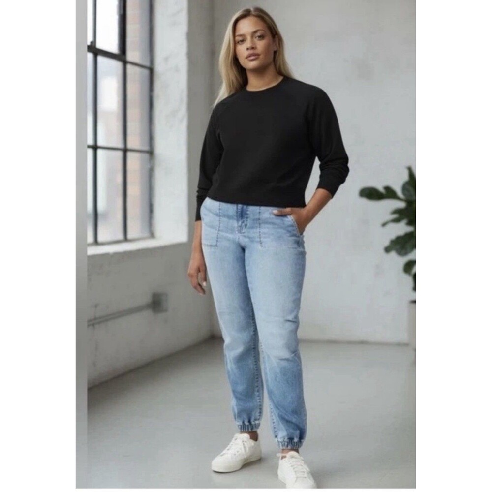 torrid Light Wash Blue Skinny Jeans